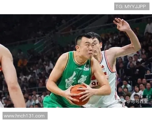 任骏飞领衔球队奋战新赛季展现篮球风采与团队精神的故事